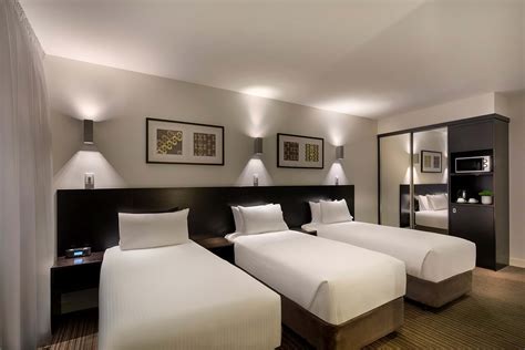 Deluxe Triple Room .